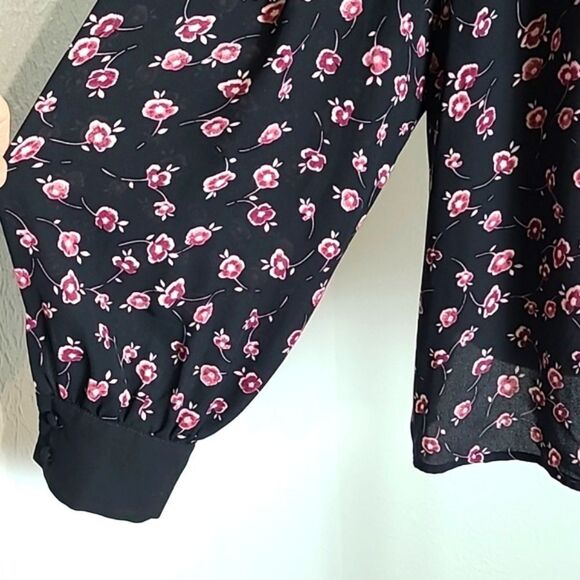 CeCe Black Blouse with Pink Flowers, Black Stand-up Collar, Size XL - Picture 4 of 9